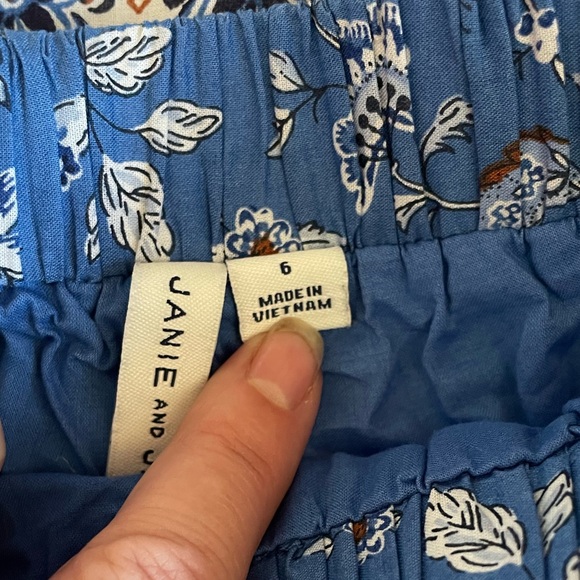 EUC Janie and Jack Floral Print Matching Blouse and Shorts Set - Picture 3 of 11